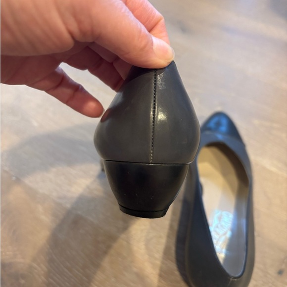 Salvatore Ferragamo Women's Dark Gray Leather Heels - Picture 10 of 10